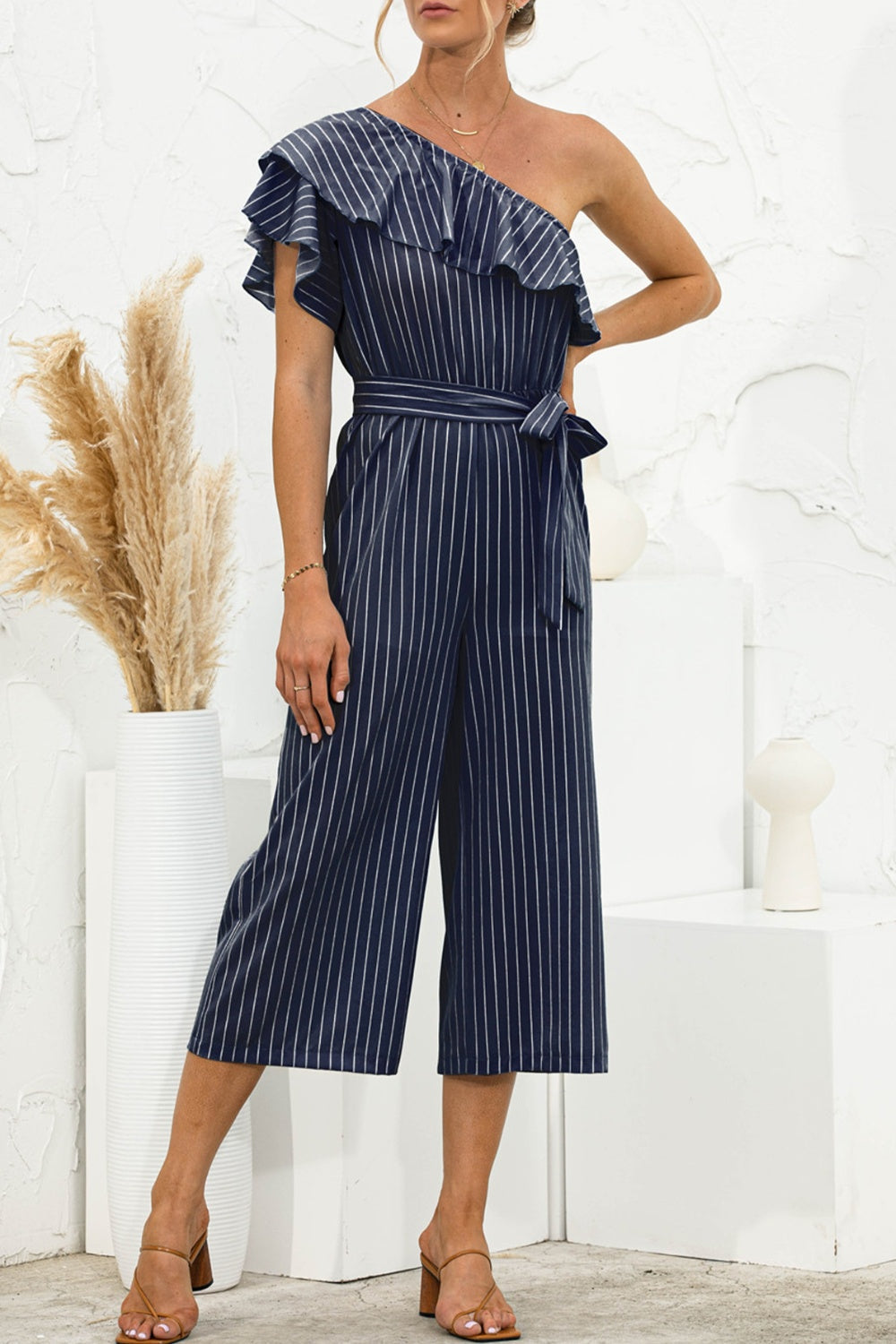 Stilla | Single Shoulder Tie Waist Jumpsuit