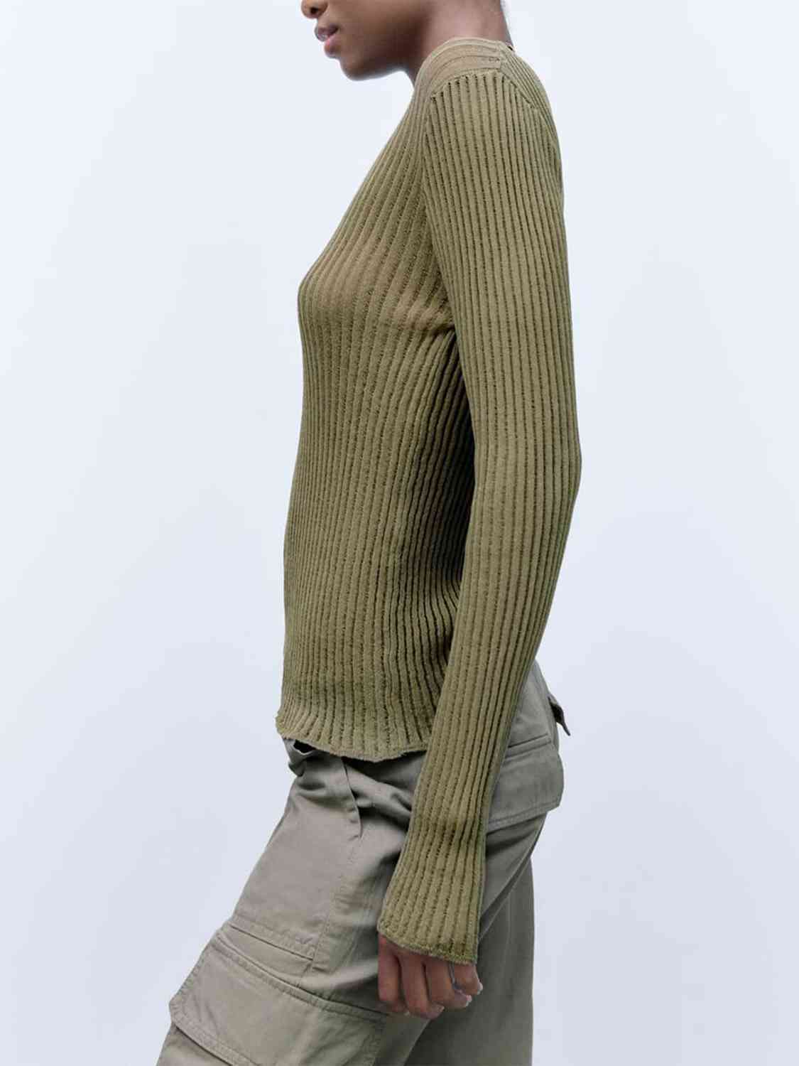 Stilla | Neck Ribbet Strik Tee