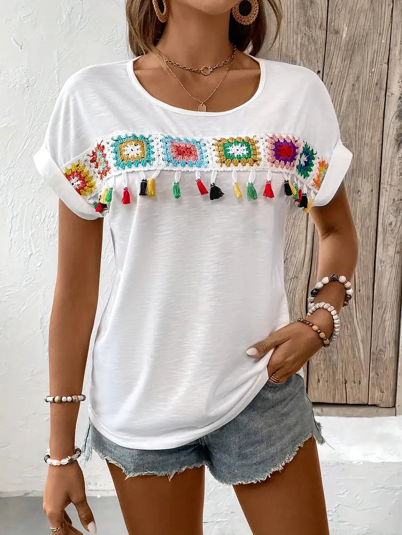 Stilla | Broderet T-Shirt med Kvastbroderi