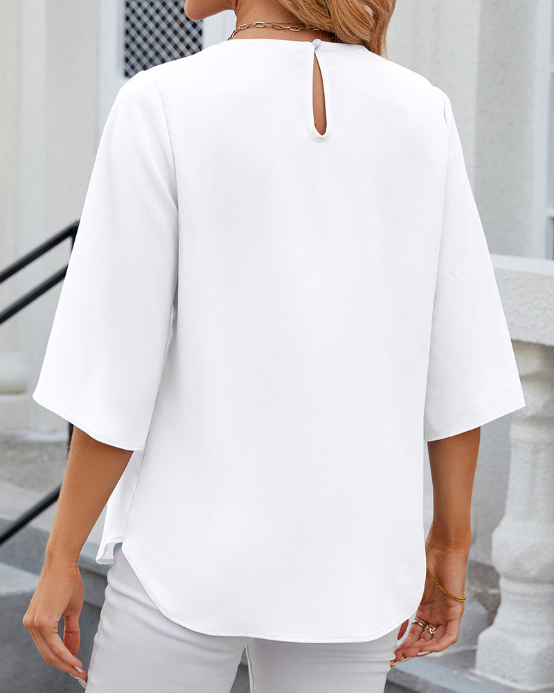 Stilla | Elegant Top Med Halve Ærmer