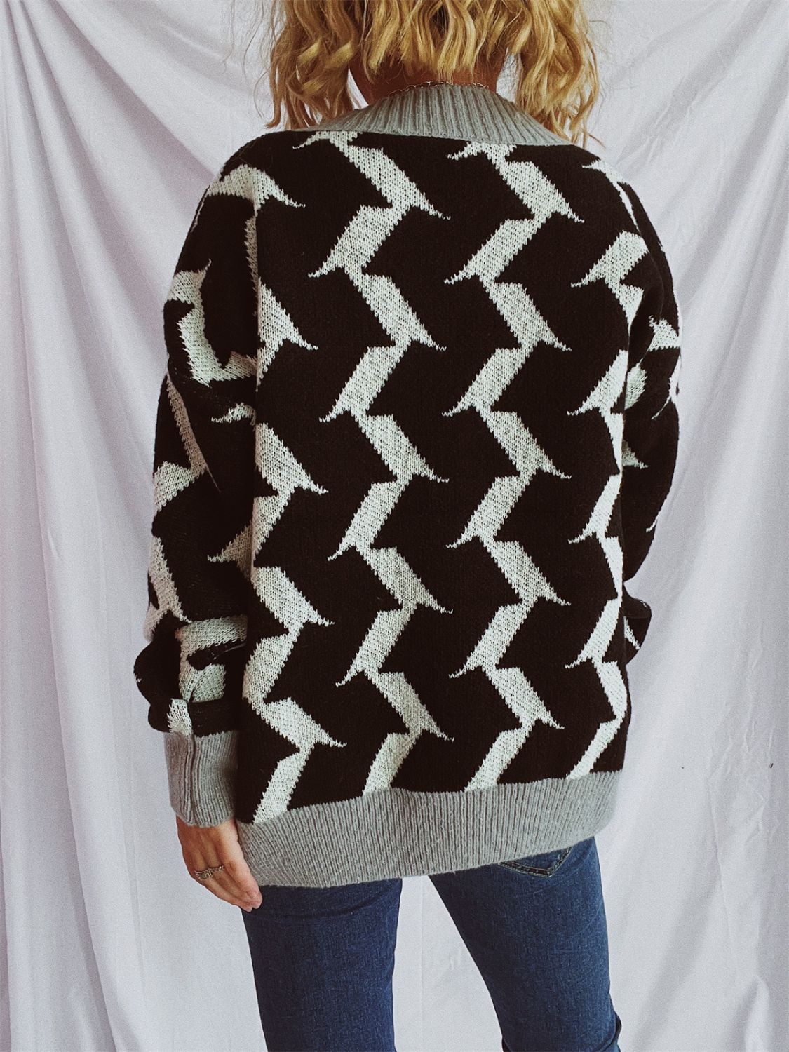 Stilla | Trim Geometrisk V-hals Langærmet Cardigan