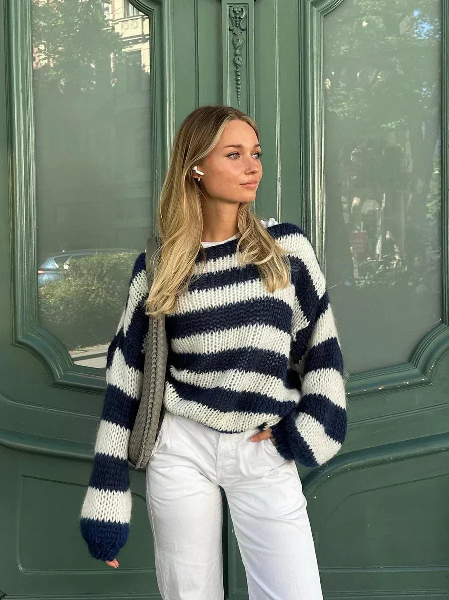 Stilla | Anna Olympia Klassisk, Komfortabel og Elegant Strikpullover