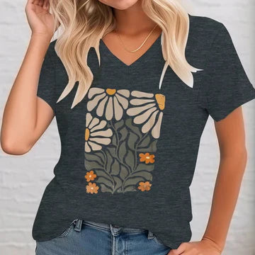 Stilla | Vinterns Blomster Illustration T-Shirt