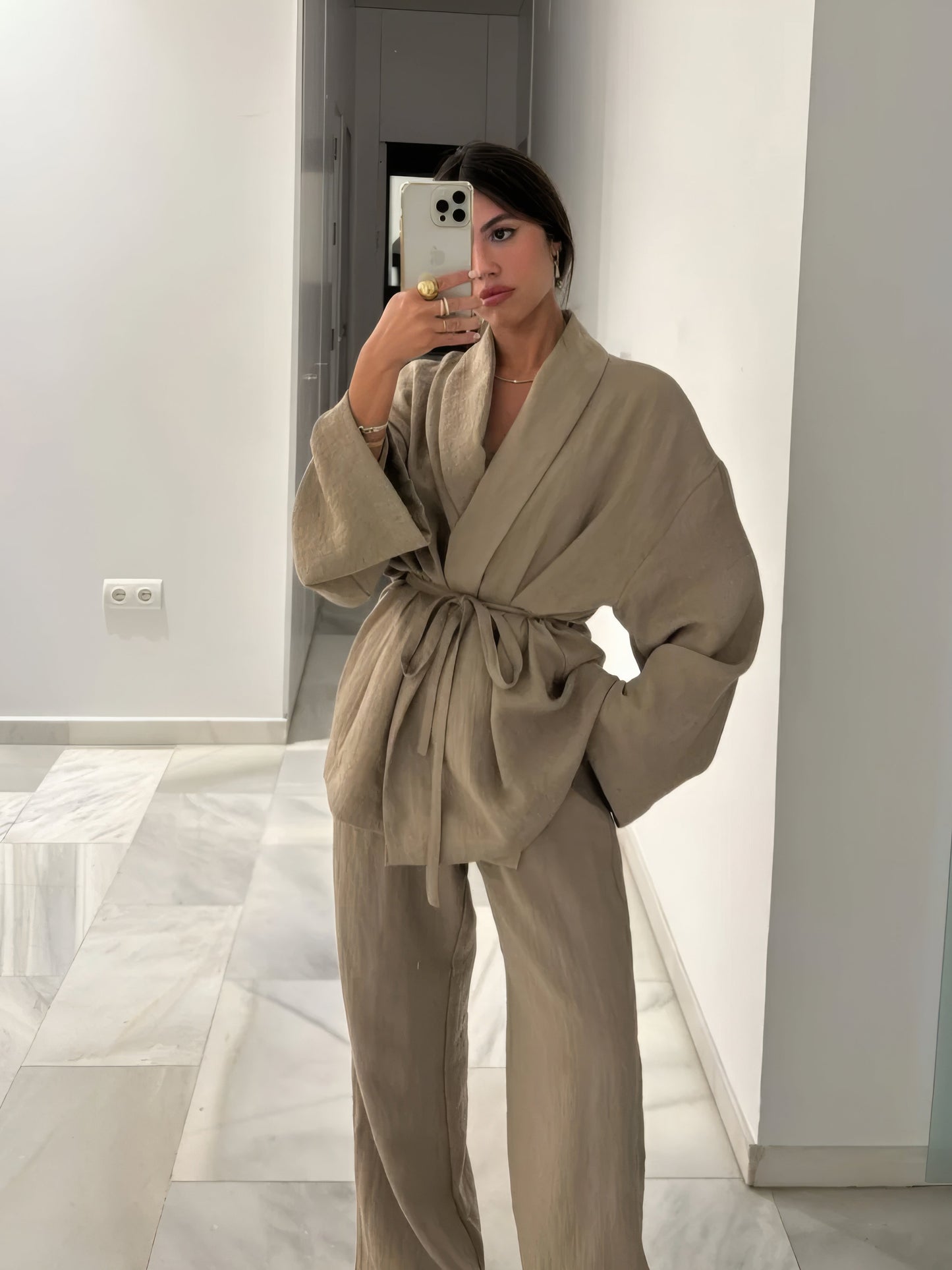 Stilla | Let Linned Kimono Sæt