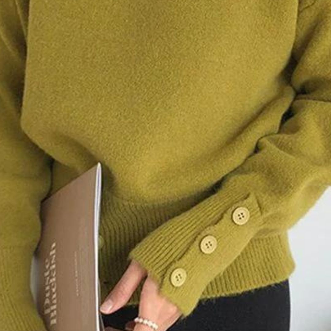 Stilla | Rullekrave Sweater med Knapper