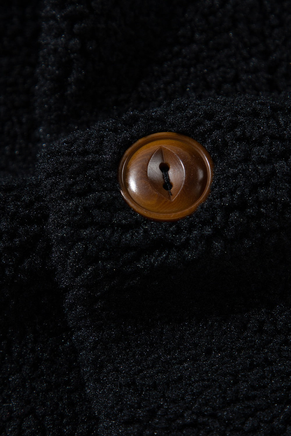 Stilla | Mock Neck Knap Op Vest Frakke