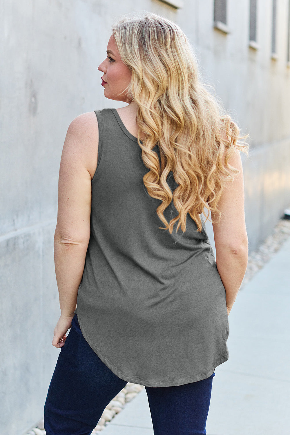 Stilla | Bae Full Size Rund Hals Tanktop
