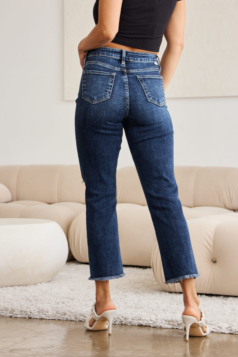 Stilla | Crop Dylan Full Size Mavekontrol Slidt Højtaljede Raw Hem Jeans
