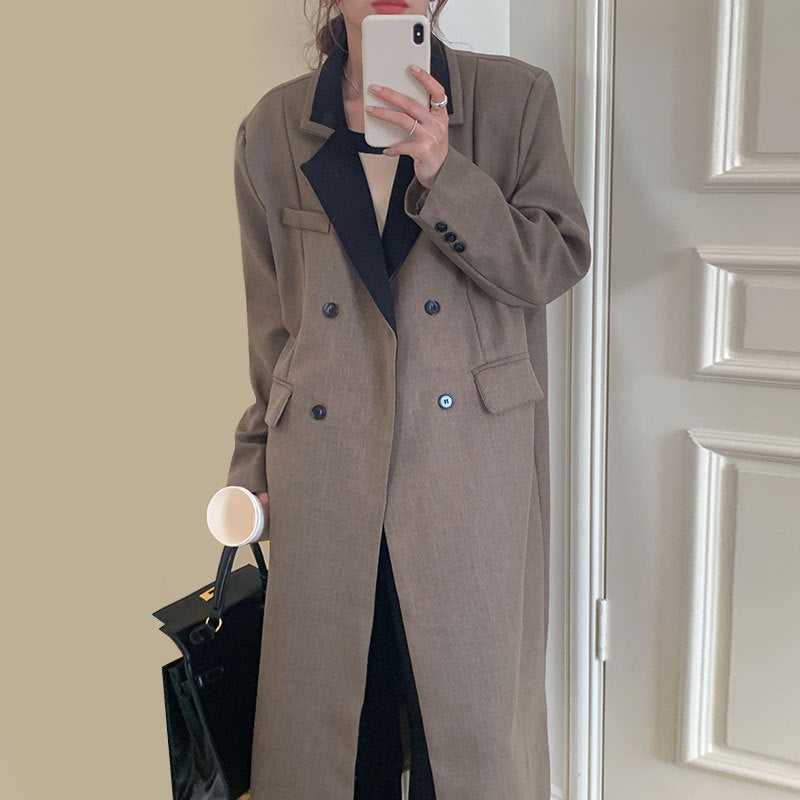 Stilla | Minimalistisk Trenchcoat Design