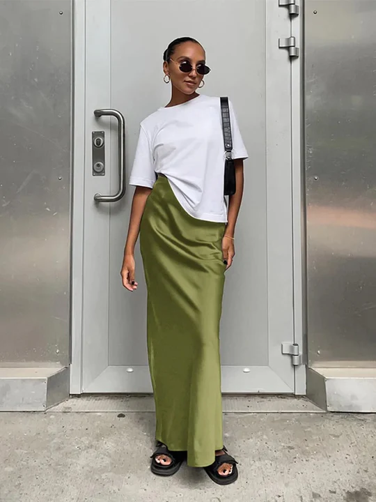 Stilla | Elegant Satin Nederdele