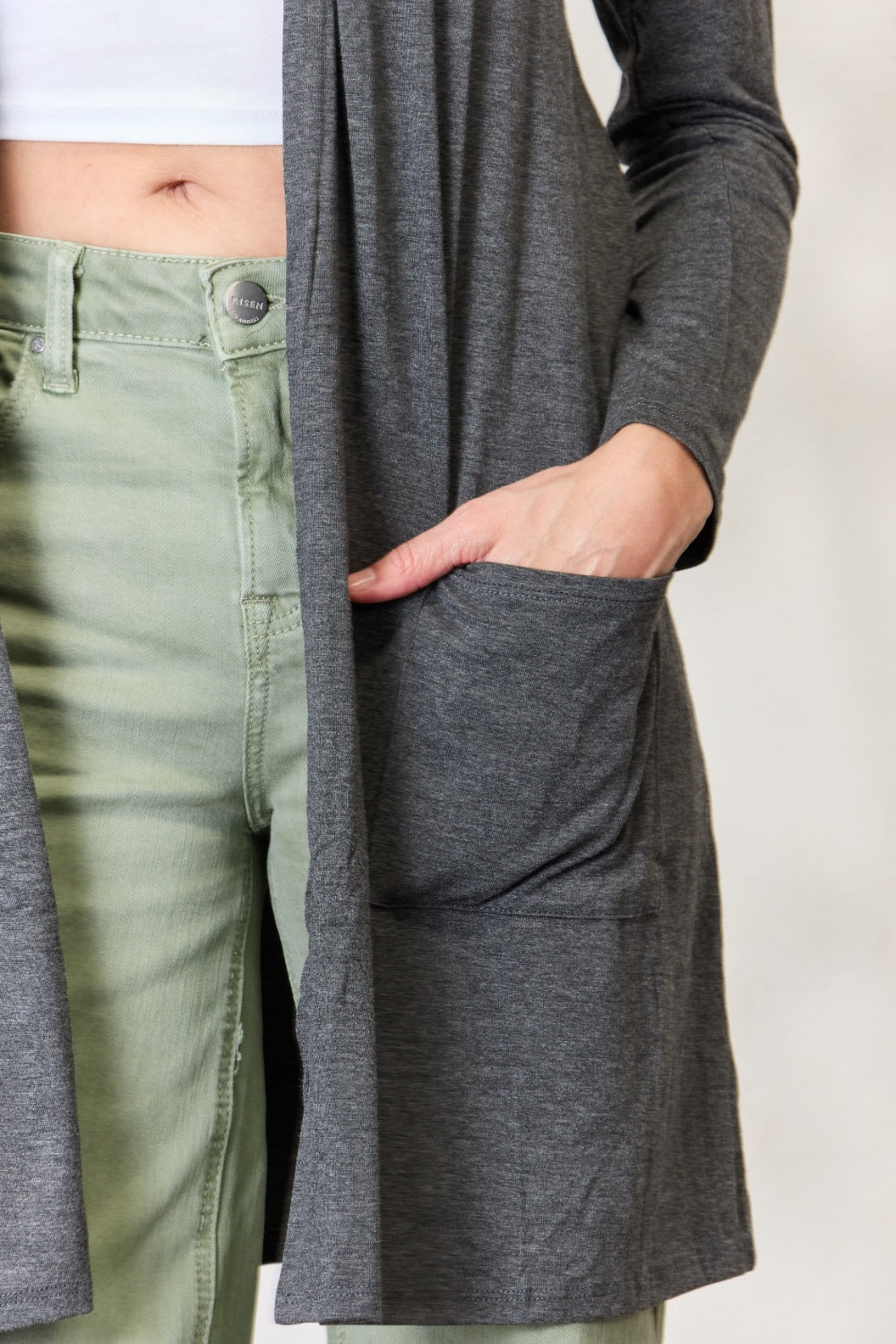 Stilla | Full Size Åben Front Cardigan med Lommer