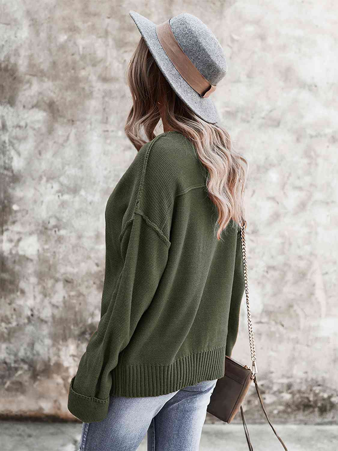 Stilla | Exposed Seam Knit Top