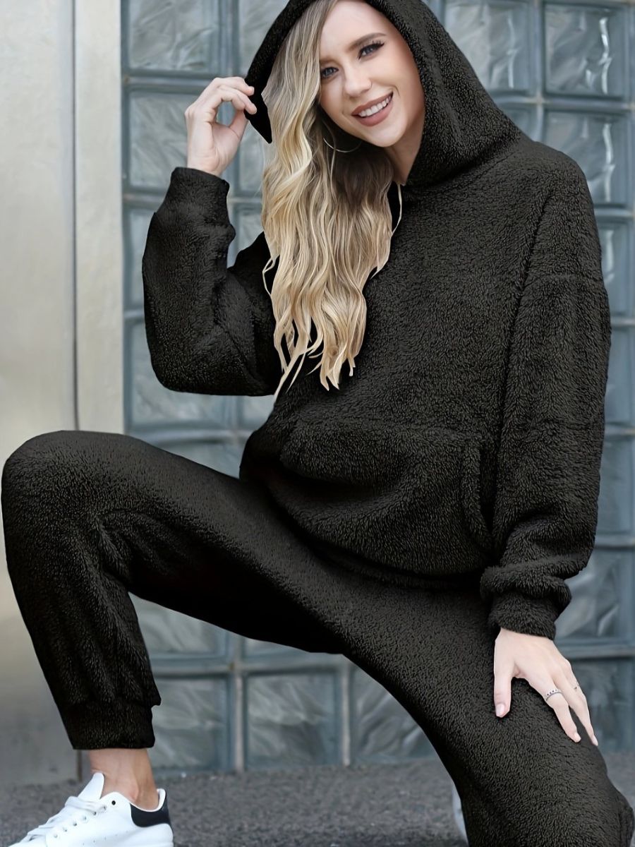 Stilla | Hoodie-t-shirts af plys og lange, varme bukser