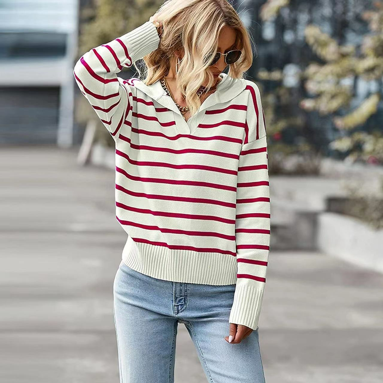 Stilla | Casual Stribet Bluse Med Bred Udsparing