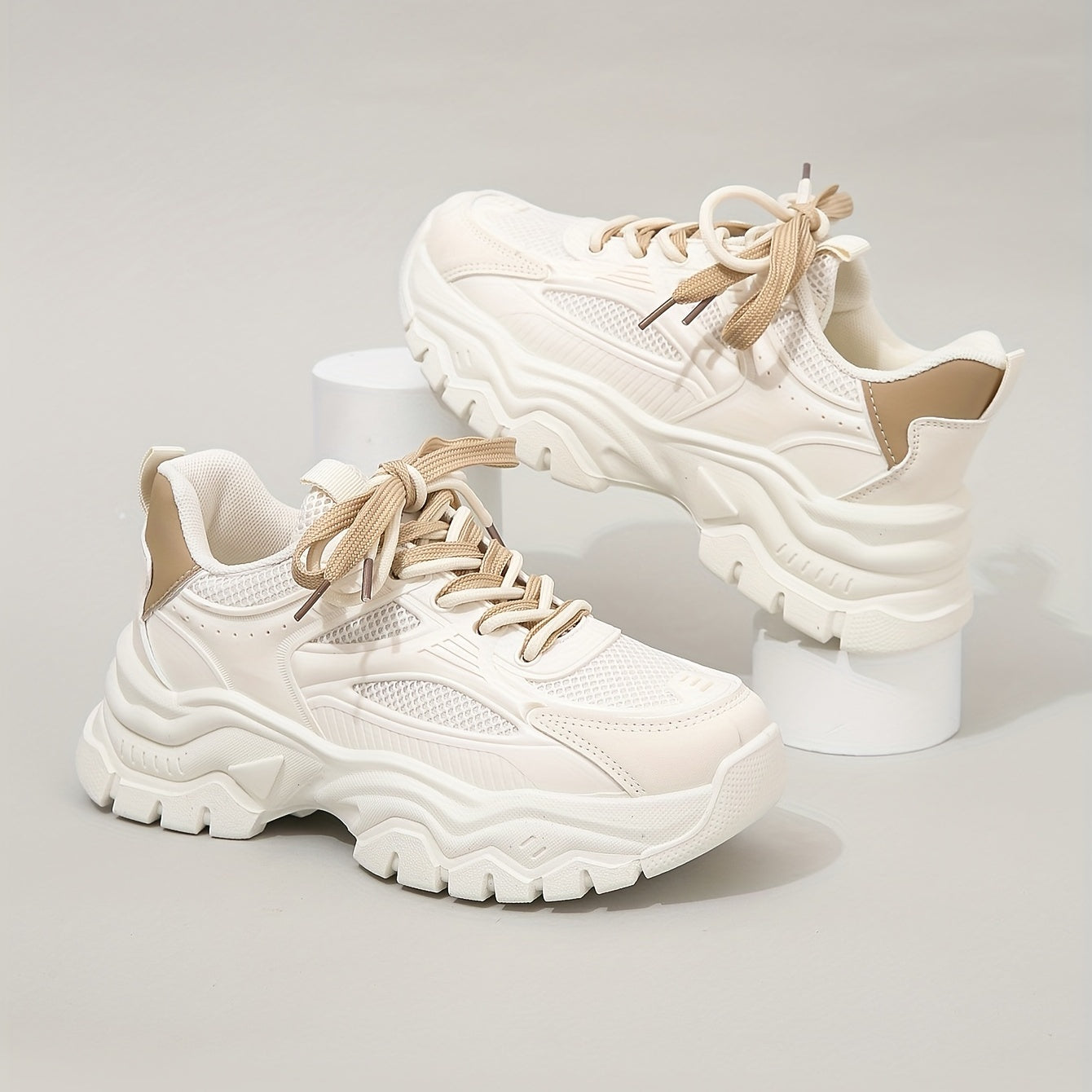 Stilla | Plateau Sneakers med Moderne Look