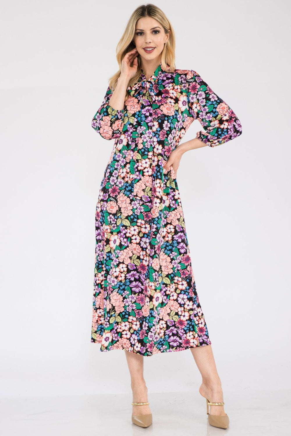 Stilla | Full Size Floral Midi Kjole Med Sløjfe Bundet