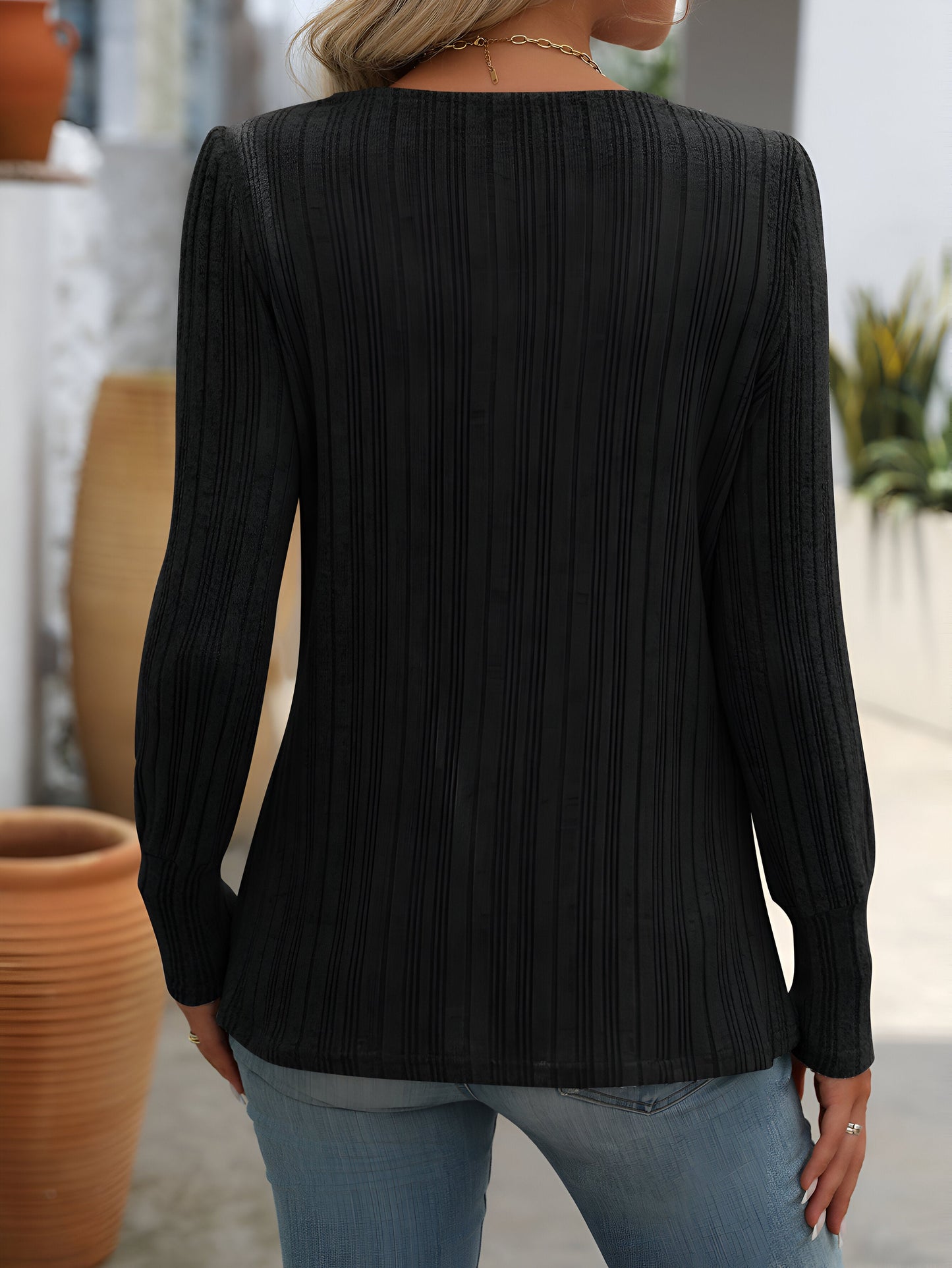 Stilla | Ribbet top til alsidige outfits