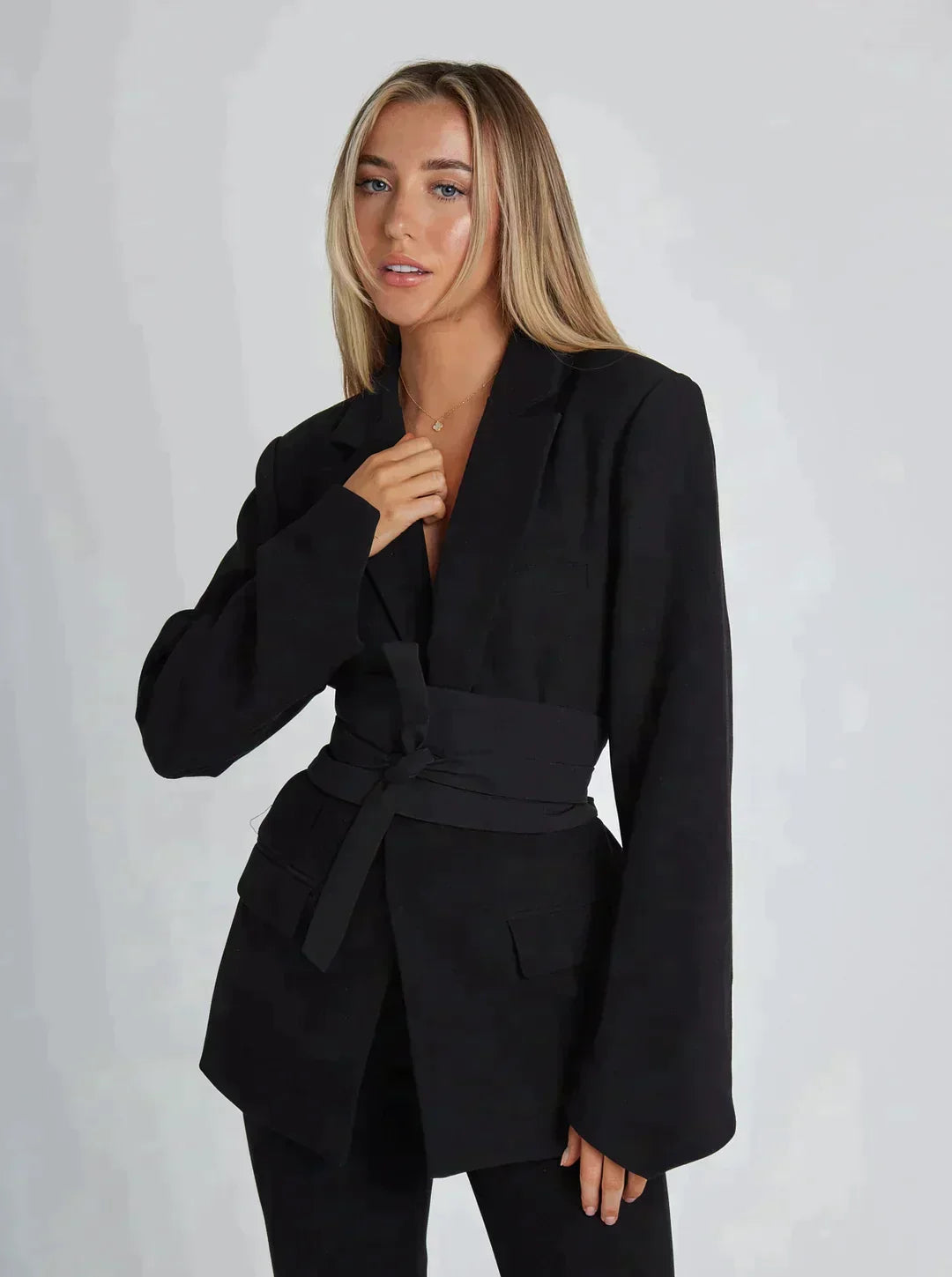 Stilla | Blazer med Ekstra Bælter
