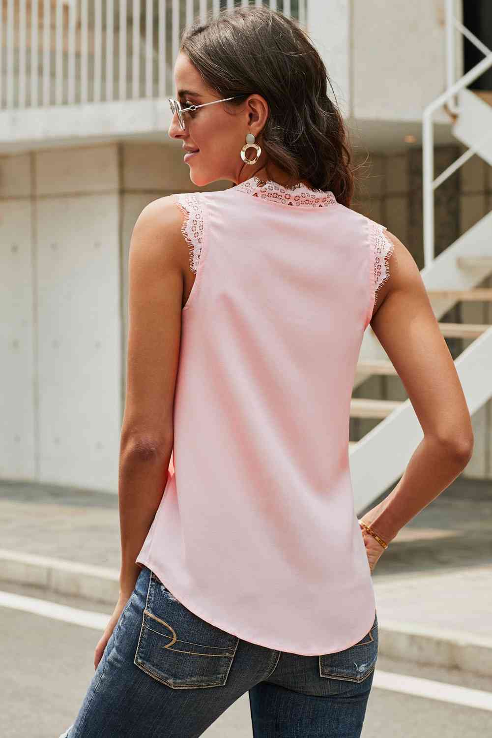 Stilla | Øjenlåg Lace V-hals Tank Top