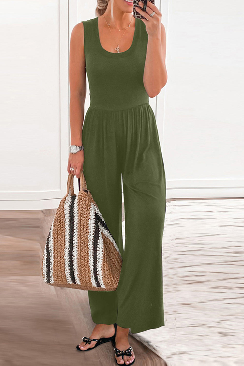Stilla | Størrelse Scoop Neck Bred Strop Jumpsuit