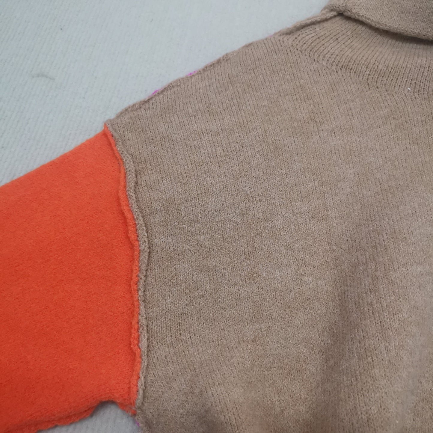 Stilla | Fantastisk Sweater med Farveblokke