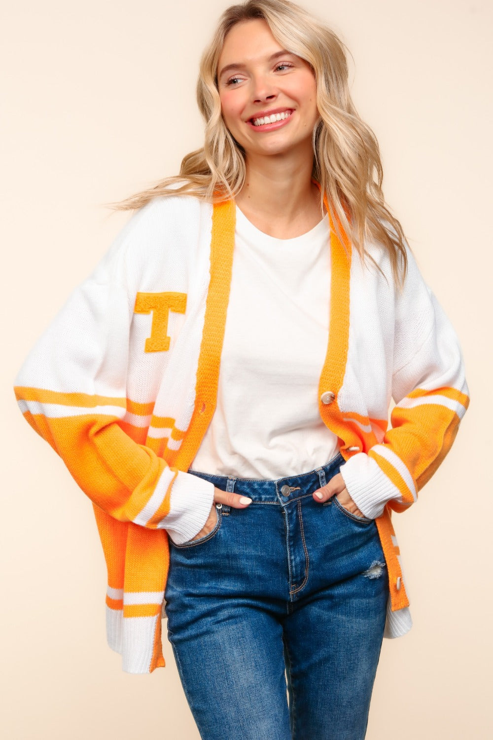 Stilla | V Hals Knap Ned Bogstav Patches Cardigan