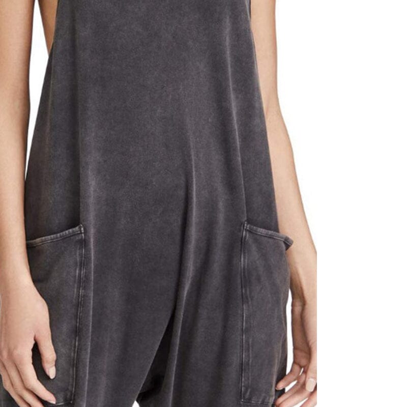 Stilla | Den Perfekte Minimalistiske Jumpsuit Med Lommer Og V-udskæring