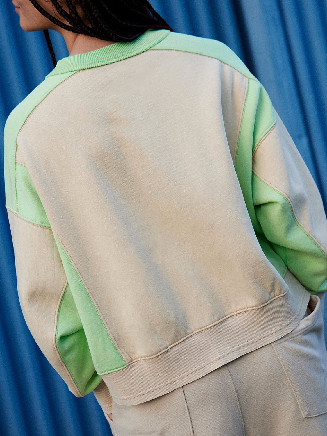 Stilla | Sweatjakke med kontrastfarver og lange ærmer til sporty stil