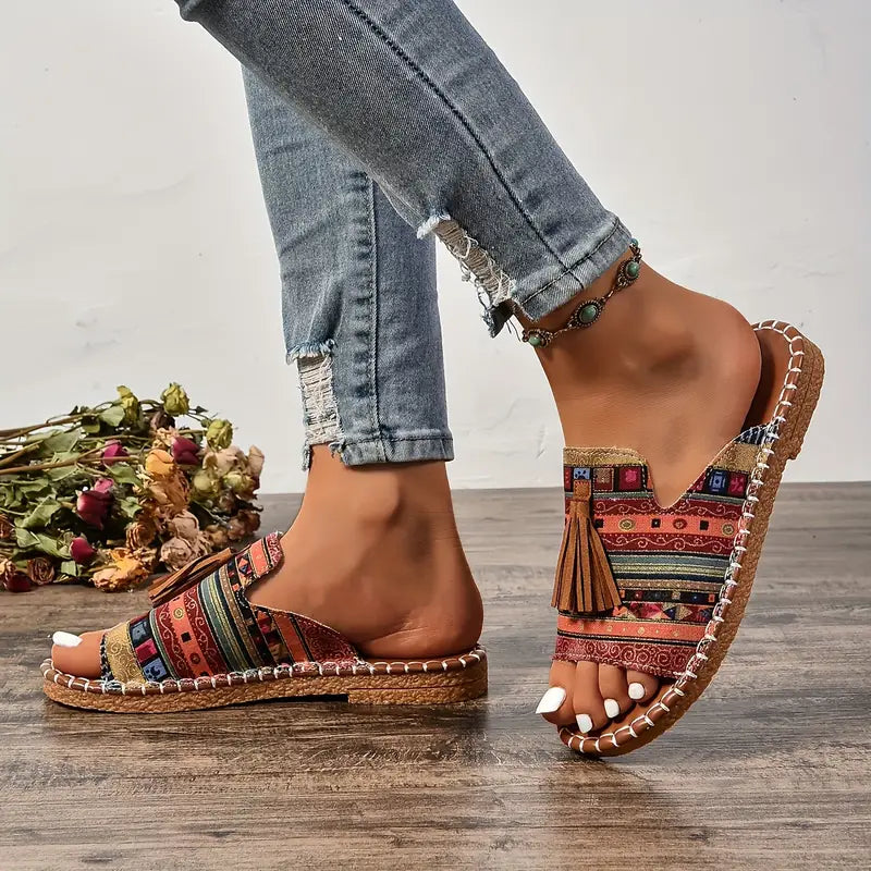 Stilla | Flade Sandaler Etnisk Stil Med Pompom