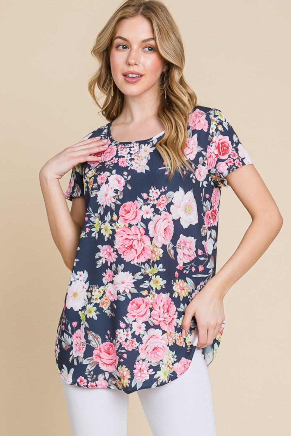 Stilla | Blomstret Rund Hals Kortærmet T-Shirt
