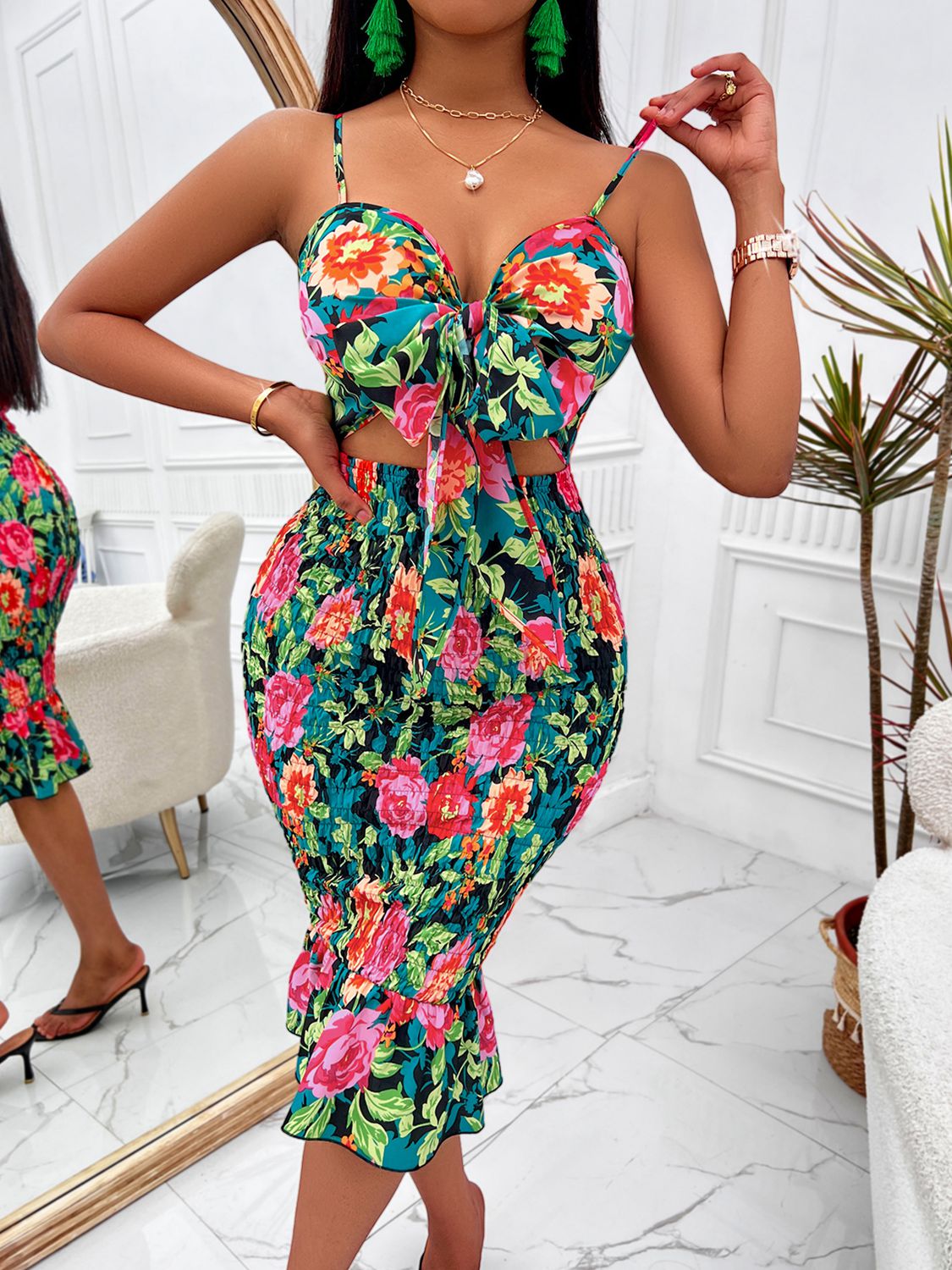 Stilla | Sweetheart Neck Cutout Kjole