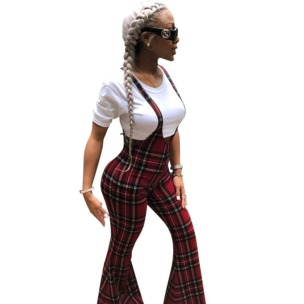 Dame Flared Jumpsuit med detaljerede ærmer og trendy cut-out Stilla