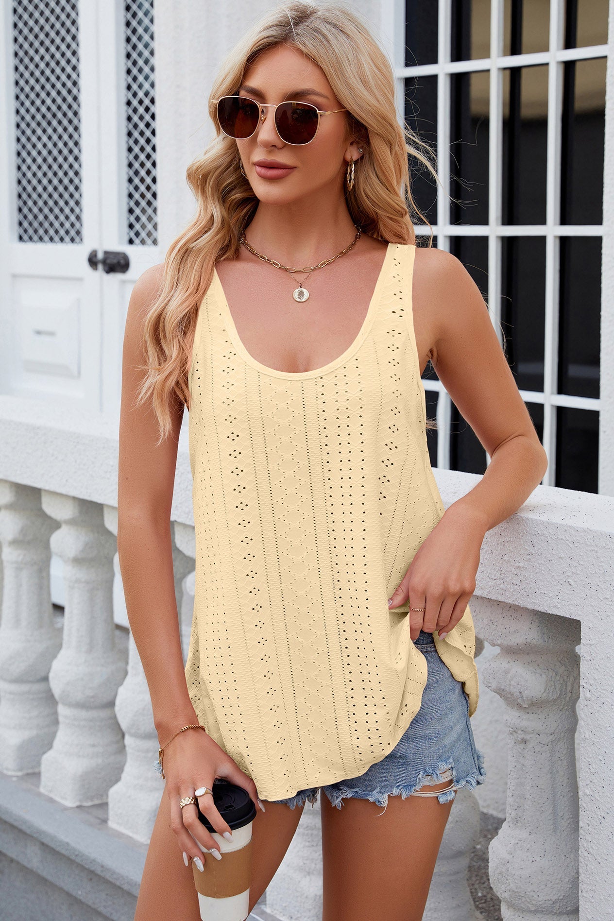 Stilla | Scoop Neck Wide Strap Tank