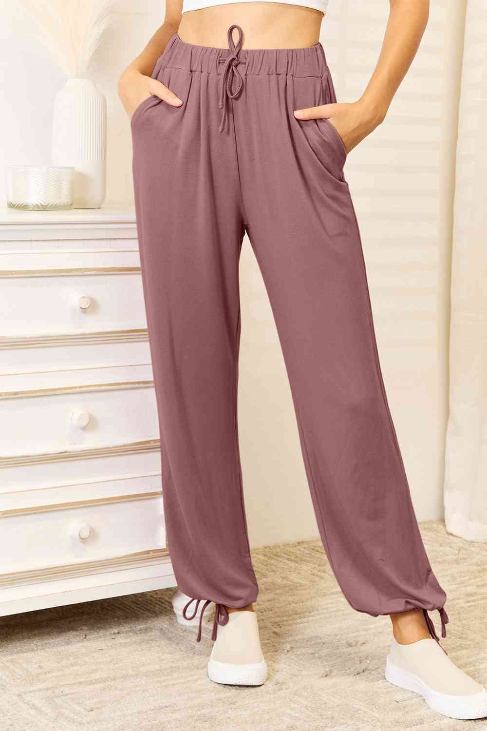 Stilla | Bae Full Size Blødt Rayon Drawstring Talje Bukser Med Lommer