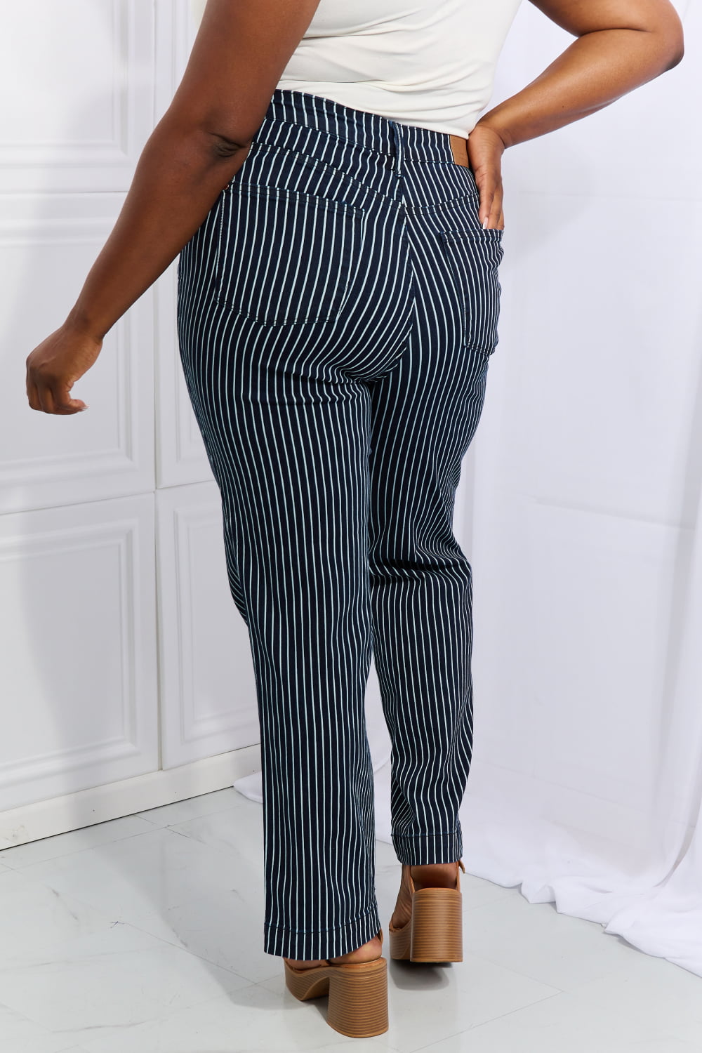 Stilla | Blue Cassidy Full Size Høj Talje Tummy Control Stribede Lige Jeans