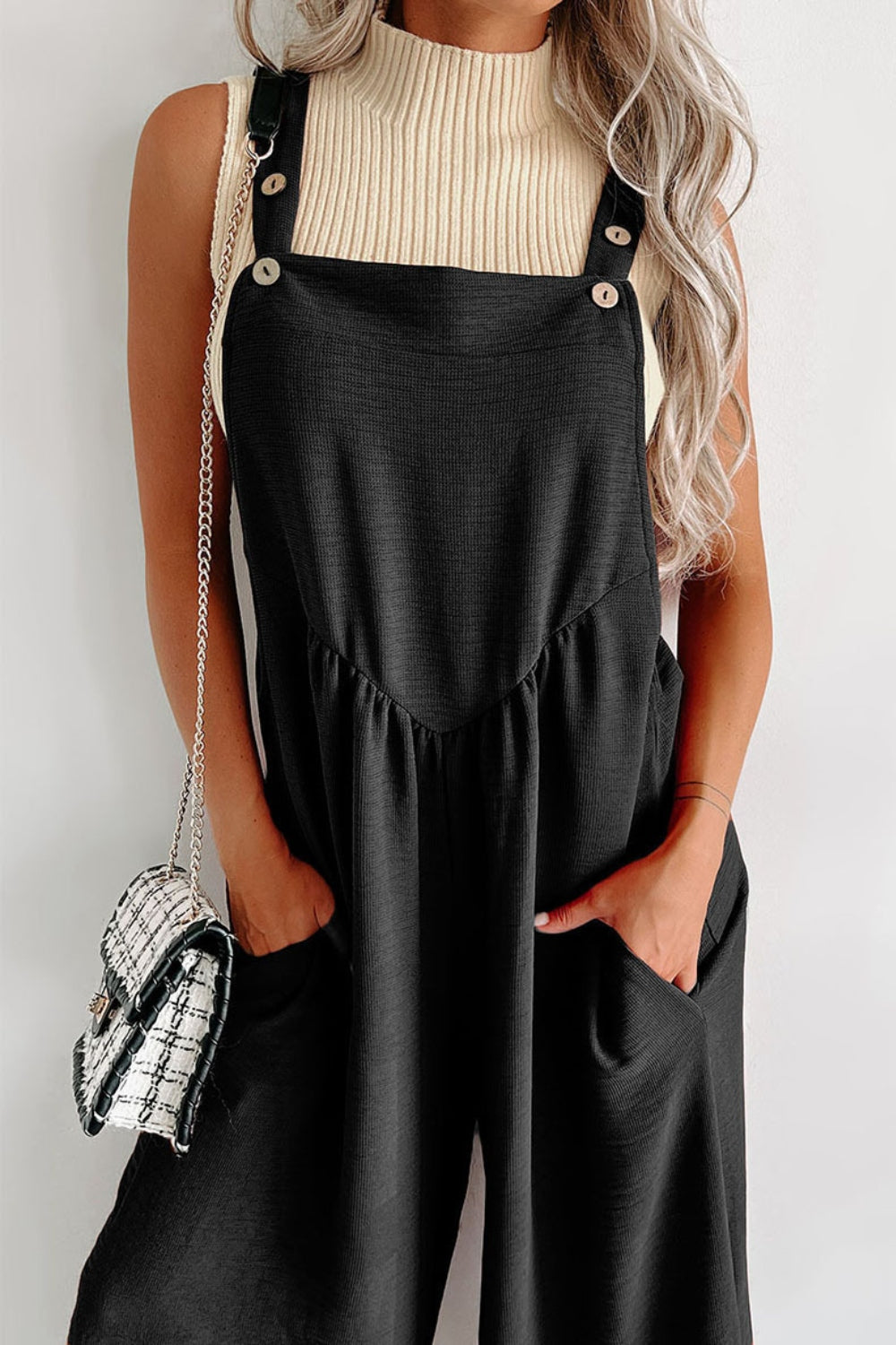 Stilla | Neck Wide Strap Jumpsuit