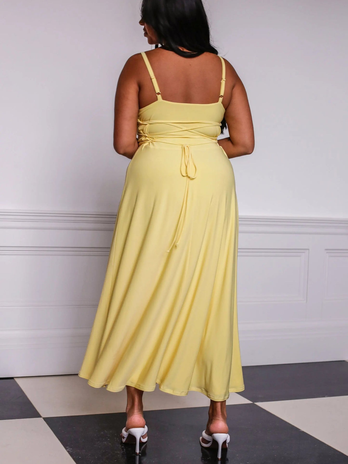 Stilla | Elegant kjole med indbygget shaping bh