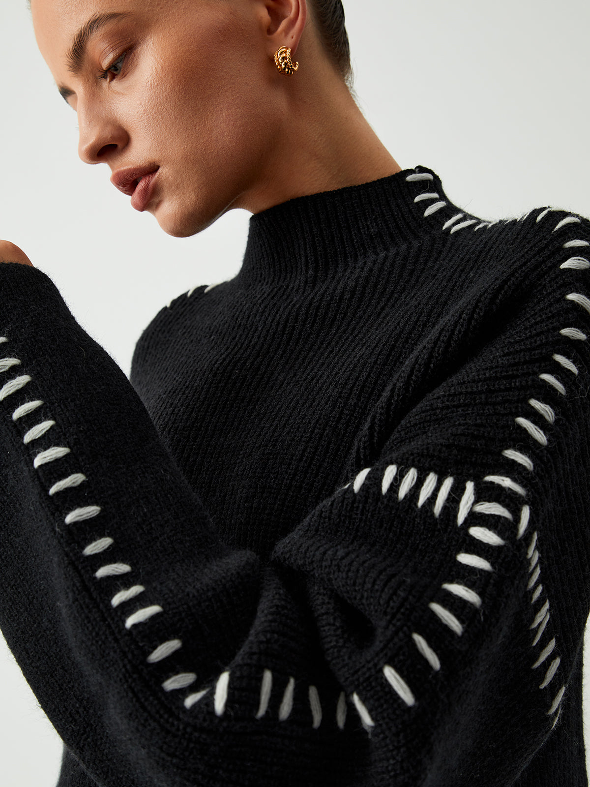 Stilla | Pullover Med Rullekrave Og Vatterede Detaljer