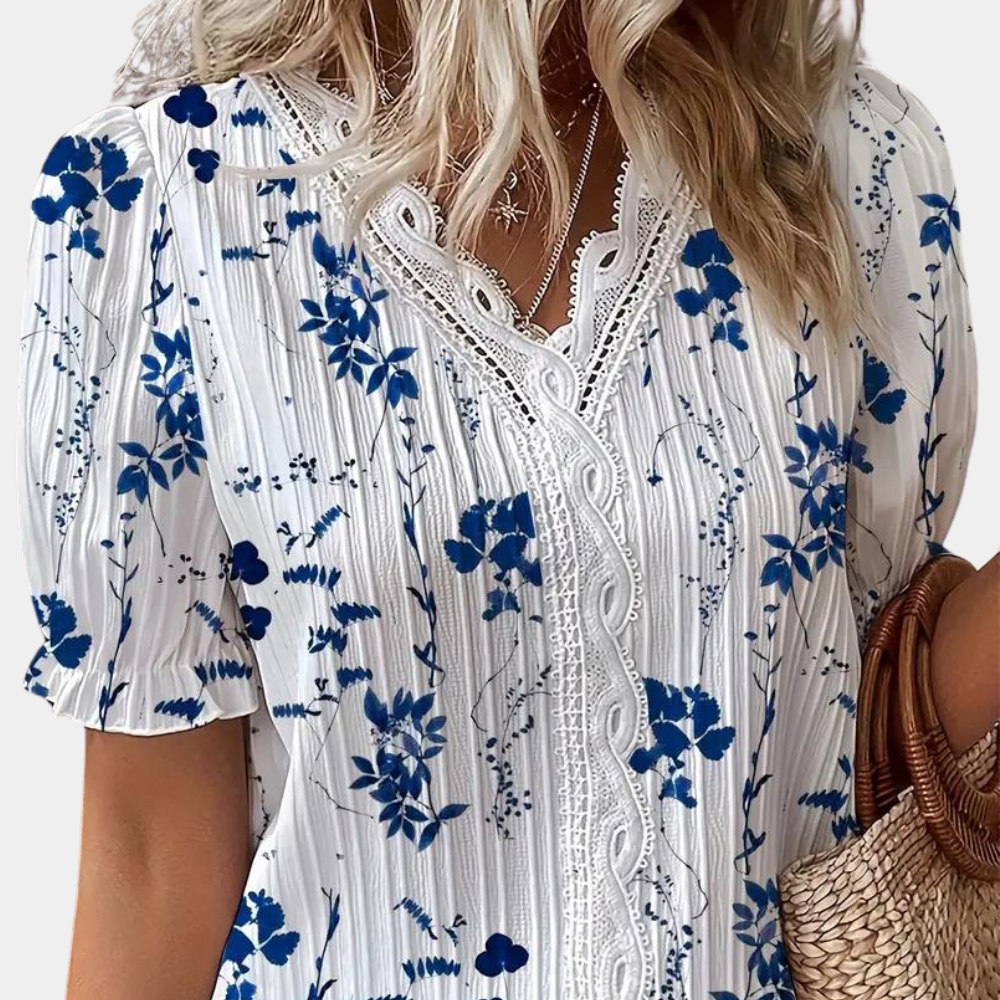 Stilla | Elegant Blusenshirt Til Damer Med Styliseret Kanten