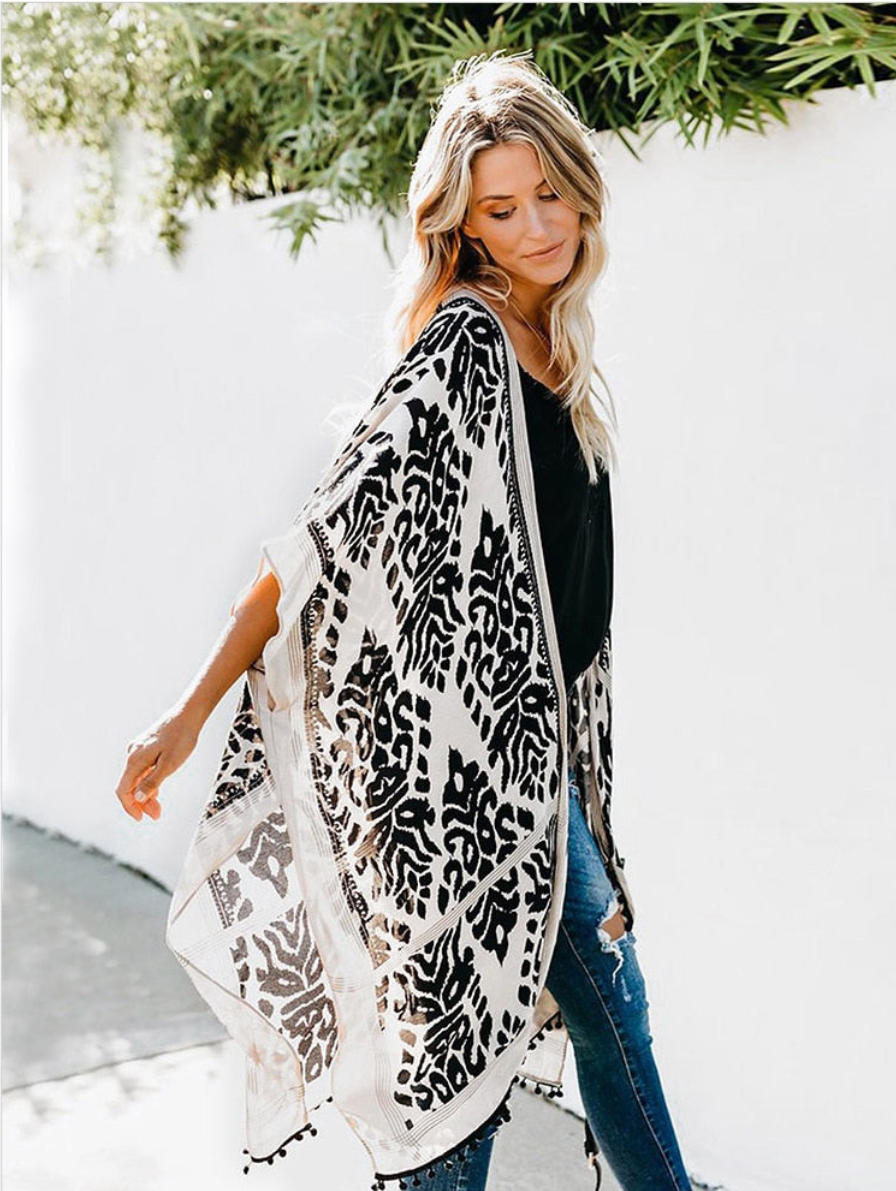 Stilla | Boho Strand Kimono Med Chic Look
