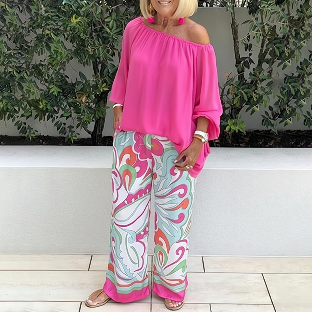 Stilla | Bluse med Off-Shoulder og Bukser med Stilfuldt Print til Kvinder