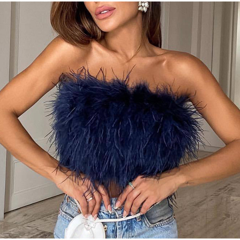 Stilla | Strapless Top med Imiterede Fjer