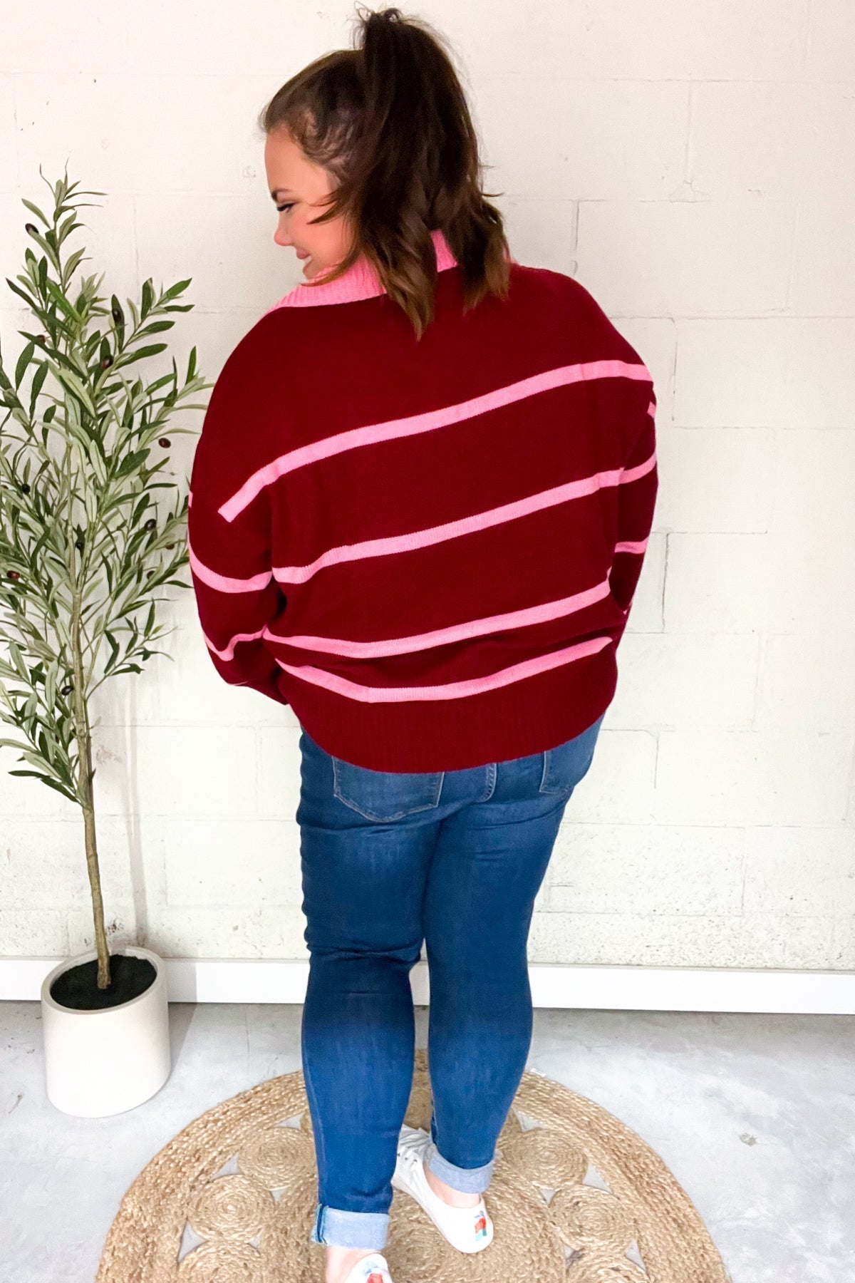 Stilla | Overdimensioneret Pullover Med Udstoppet Krave og Lilla Striber