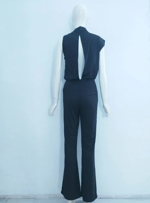 Stilla | Dame Jumpsuit Med Rund Halsudskæring, Armfri Og Bred Ben