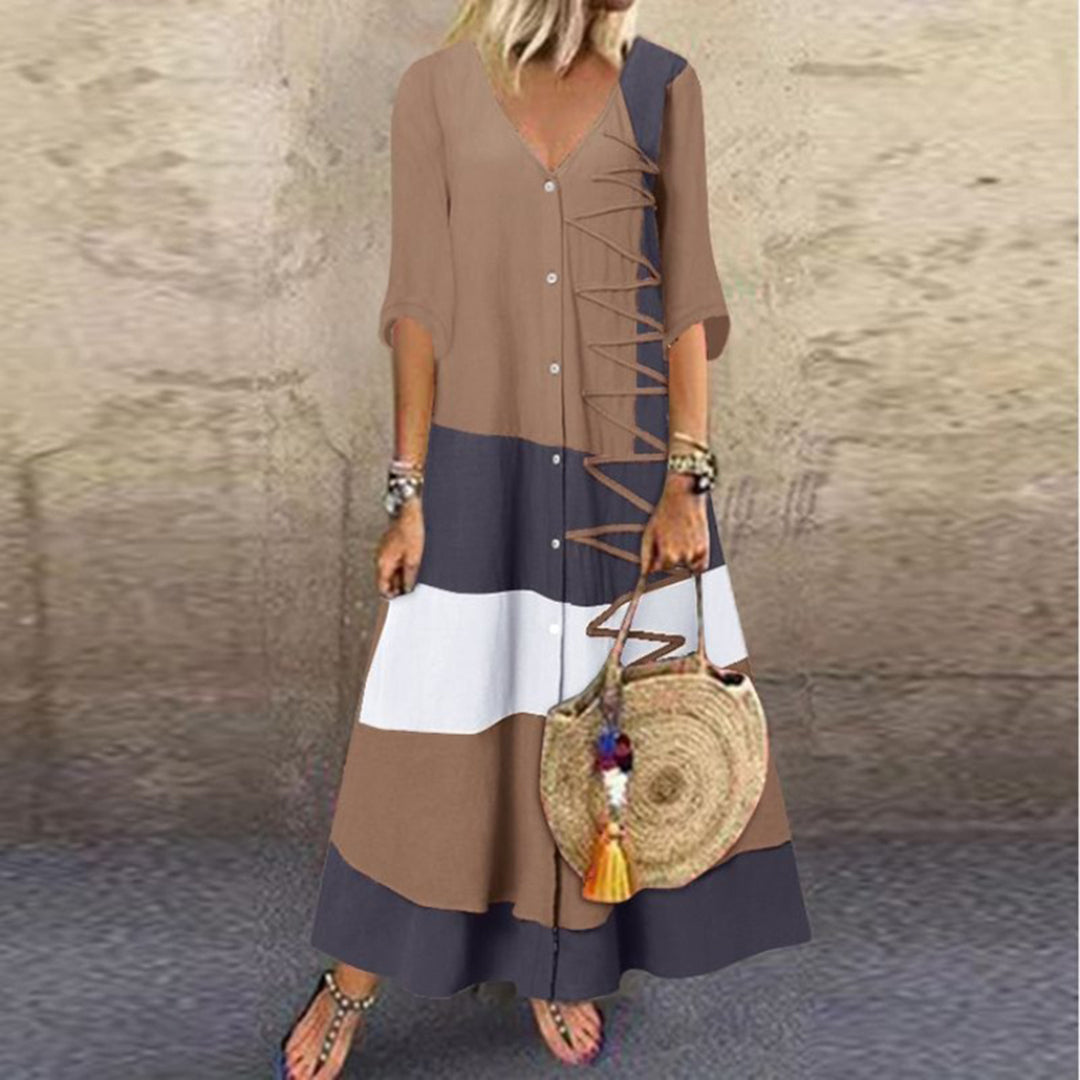 Stilla | Isa Kjole med Feminine Detaljer