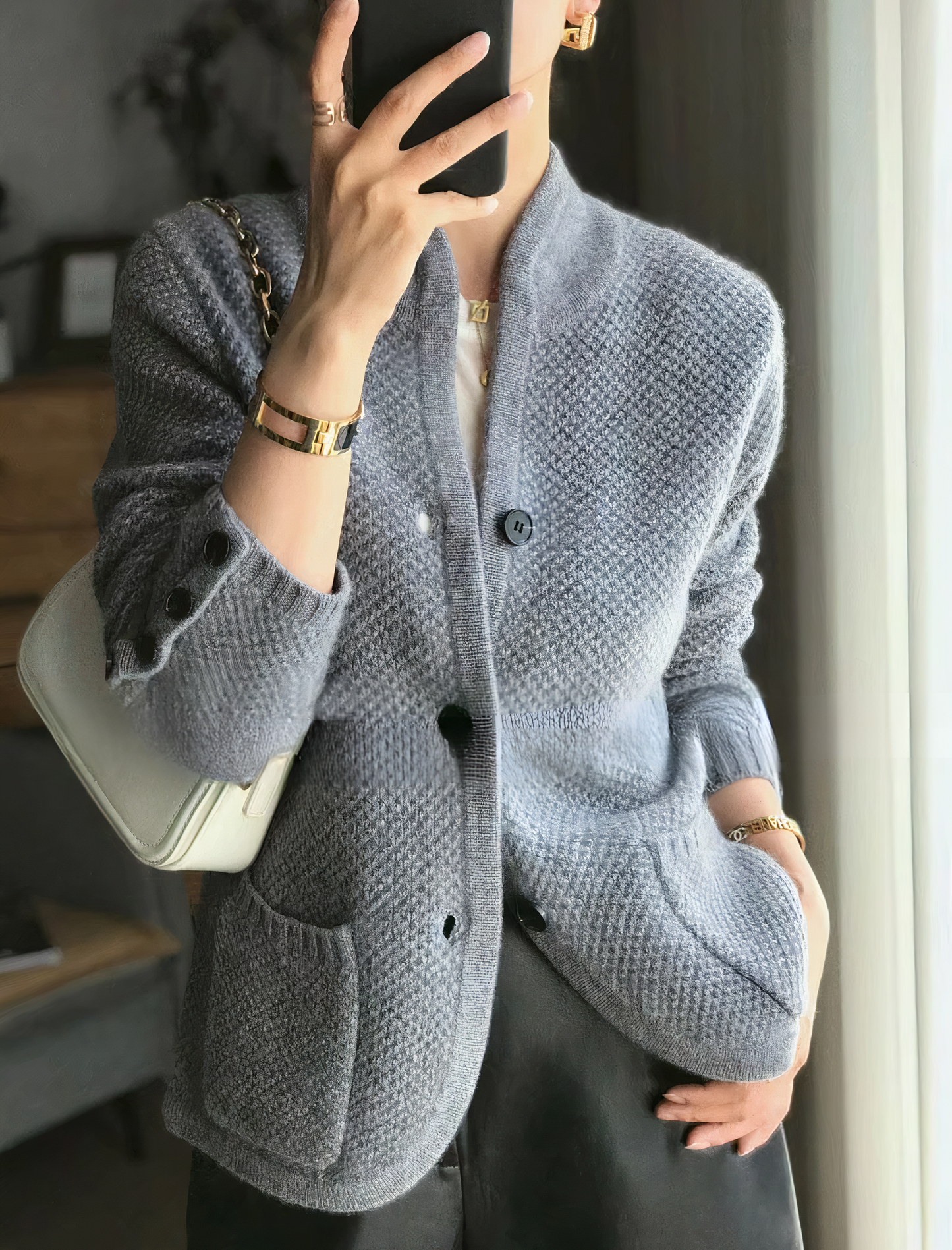 Stilla | Cashmere-cardigan med knaplukning