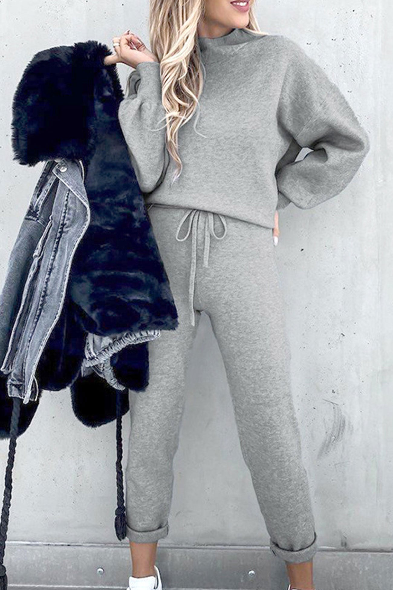 Stilla | Langeærmet Sweatshirt Jumpsuit Med Ståkrave Og Pufærmer