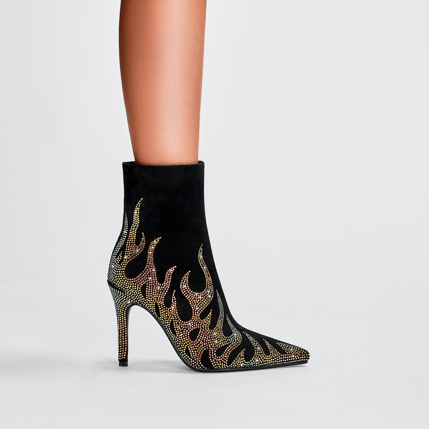 Femme Fashion-Forward Stiletto Ankelstøvler med Flamme-Design Stilla