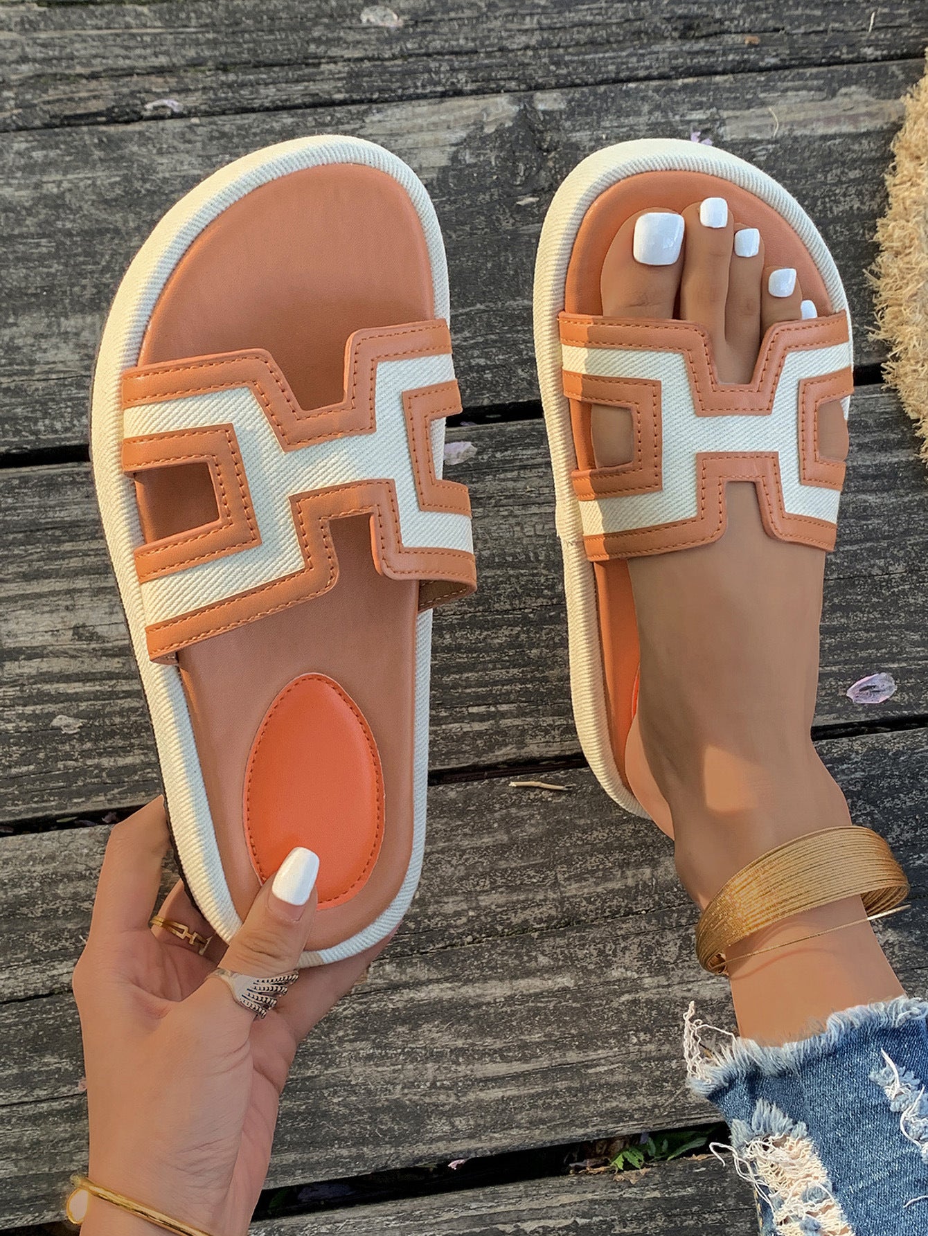 Dame Behagelige Tådelte Pantofler med moderne design og ergonomisk fodseng Stilla