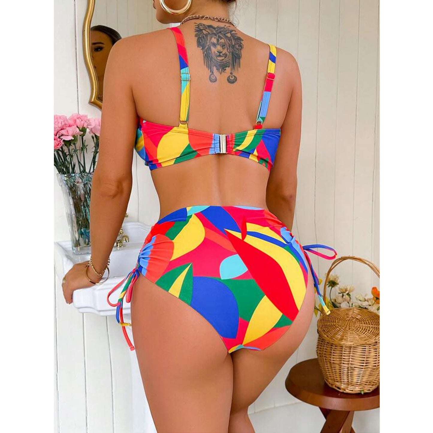 Dame bikini-sæt med justerbar talje og moderne design Stilla